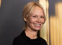 Tom Cruise și Pamela Anderson, cel mai nou cuplu din showbiz? Presa internațională scrie despre o apropiere specială