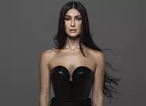 Alina Eremia a revenit din vacanță cu forțe proaspete. Artista a lansat o melodie cu un videoclip spectaculos