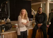 Cameron Diaz revine în cinematografie după zece ani. Fanii o pot vedea în filmul „Înapoi în acțiune”. Dată de lansare, trailer