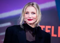 Cameron Diaz, senzațională pe covorul roșu. Cum a apărut la premiera filmului „Back in Action”