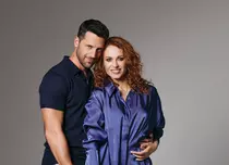 Cum au petrecut sărbătorile protagoniștii din „Iubire cu parfum de lavandă”. Cum s-au bucurat de vacanță Michaela Prosan și Adi Nartea