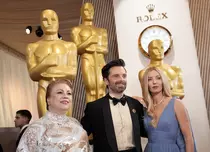 Sebastian Stan și mama sa, apariție adorabilă la Premiile Oscar. Momentul a cucerit inimile fanilor. „Vreau să împărtășesc acest moment cu ea. Îi datorez totul”