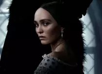 „Nosferatu” pe SWEET.TV: Cum poți să vezi online filmul horror cu Lily-Rose Depp și Bill Skarsgård
