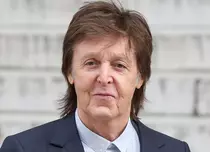 Cum arată Paul McCartney la 82 de ani. Legenda Beatles se bucură de o vacanță de lux în St. Barts