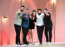 Cine sunt concurenții din echipele de la Chefi la cuțite 2025, sezonul 15. Ce culori au primit jurații