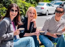 Vine barza! Una dintre vedetele Pro TV va deveni mămică în această vară. „Este băieţel şi abia îl aşteptăm”. Ce prenume va avea bebelușul. EXCLUSIV