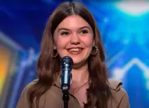 Maya Giotea, adolescenta din Timișoara care a cucerit „Britain’s Got Talent”. Reacția fulgerătoare a juriului după ce a cântat piesa „Listen”. VIDEO