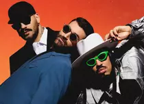 Alex Velea, colaborare inedită cu Smiley și Connect-R. Videoclipul piesei „Așa ceva” a fost filmat într-un ghetou