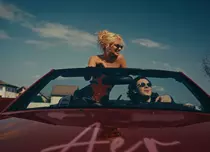 Alexandra Stan revine în forță. Cu ce artist a colaborat pentru piesa „Aer”