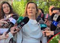 Elena Lasconi, la vot cu soțul ei. A ales o ținută de 1.000 de lei, semnată de un designer român