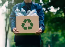 Reciclarea și reutilizarea sticlelor de plastic: ce trebuie să știi?