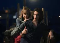 Luca, fiul cel mare al Medeei Marinescu, a împlinit 16 ani. Adolescentul a moștenit pasiunea pentru teatru și a urcat deja pe scenă