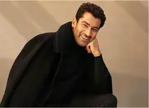 Kenan İmirzalıoğlu revine pe micile ecrane turcești cu un nou serial, „Aile Bir İmtihandır „A.B.İ”. Ce știm până acum despre proiect