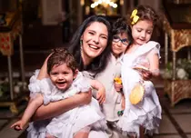 Ramona Păuleanu și Adrian Cuculis și-au botezat fiica. Imagini emoționante de la eveniment