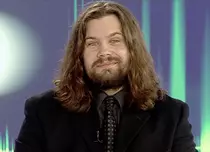 Radu Almășan, solistul formației Bosquito, va deveni tată pentru prima oară la 44 de ani. Soția sa a publicat imagini de familie