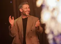 Dragoș Bucur, anunț surpriză: se retrage de la „Românii au talent”. „De anul acesta, emisiunea merge mai departe fără mine”