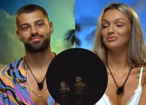 Ella și Teo, filmați noaptea în mare. „Îi plăcea. Au fost niște atingeri” - Imaginile incendiare de la Insula iubirii 2025