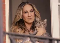 Sarah Jessica Parker, mesaj emoționant după încheierea „And Just Like That”: „Carrie a iubit, a pierdut, a trăit” – Ce a dus la anularea serialului HBO