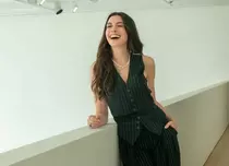 Anne Hathaway, secretul tinereții fără vârstă. Care sunt ritualurile simple prin care actrița își menține silueta