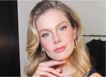 Burcu Biricik, schimbare spectaculoasă de look la 36 de ani: actrița din „Fata de la fereastră” și-a uimit fanii