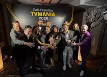 „Neatza cu Răzvan și Dani”, desemnată cea mai bună emisiune de divertisment de zi la Gala TVMania 2025. Ședință foto inedită cu întreaga echipă