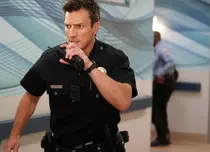 Nathan Fillion cucerește din nou publicul: „Recrutul” merge mai departe cu sezonul 8. Ce știm despre proiect