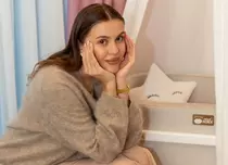 Emily Burghelea, o lună de tratament postpartum în Hong Kong și un incident care i-a speriat familia. Ce s-a întâmplat