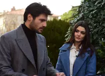 „Cercul” (Halka), noul serial turcesc de senzație la DIZI. Când începe și cine joacă în producția cu Serkan Çayoğlu și Kaan Yıldırım