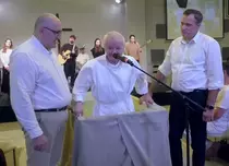 Irinel Columbeanu și-a schimbat religia chiar înainte de Crăciun. Fostul om de afaceri s-a botezat la religia baptistă