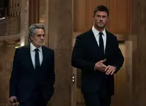 „Autostrada crimei”: Chris Hemsworth și Mark Ruffalo, de la „Răzbunătorii” la un jaf de proporții alături de Halle Berry. Thrillerul anului vine în România!