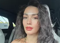 Özge Yağız, din nou în centrul atenției. Actrița din „Inelul cu safir” și Burak Berkay Akgül s-au despărțit după doi ani de relație
