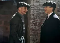 Primele imagini din culisele filmului „Peaky Blinders: The Immortal Man”. Cilian Murphy îmbracă din nou haina lui Thomas Shelby