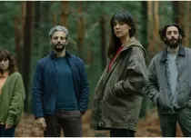 Coșmar în sălbăticie pe Netflix! „În calea flăcărilor”, filmul spaniol care te va ține cu sufletul la gură