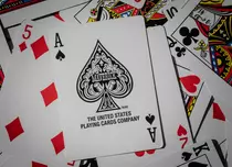 De ce începătorii aleg mai des jocuri cu nume cunoscute: opinia experților Casino Don RO