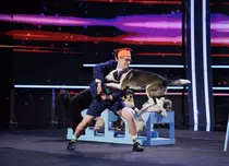 Andra, Golden Buzz pentru un număr unic de dresaj canin la „Românii au talent”. Cine este Mikhail Ermakov