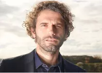 Cine este Mali din serialul „Leyla”? Carismaticul Yiğit Kirazcı ascunde un trecut marcat de traume