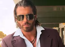 Top 3 seriale cu Can Yaman pe VOYO: Tot ce trebuie să știi despre „Sandokan”, „Vis de iubire” și „El Turco”