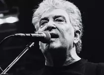 Mugurel Vrabete, basistul formației Holograf, a murit. Mesajul sfâșietor al colegilor de scenă