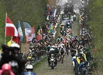 Ciclism 2026: Programul curselor de primăvară pe Eurosport și Max. Când vedem Paris-Roubaix