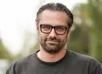 Alecsandru Dunaev revine într-un rol total neașteptat: „M-am întors”. Ce personaj misterios va interpreta în Destine cu parfum de lavandă