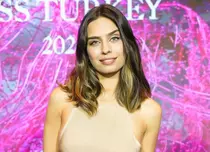 Amine Gülşe a născut! Cine este celebrul fotbalist cu care actrița din „Prizoniera dragostei” are acum trei copii