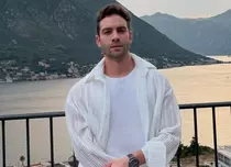 Cine este Burak Berkay Akgül, actorul din „Ai nimănui”: Meseria surprinzătoare pe care o are la bază, înainte de a deveni celebru