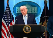 Valiza secretă din Palm Beach: Cum a ajuns arhiva intimă a lui Donald Trump într-un magazin second-hand