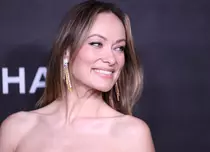 „Invitația vecinilor”, noul film regizat de Olivia Wilde cu Penélope Cruz și Seth Rogen. Povestea care a făcut furori la Cannes 2026