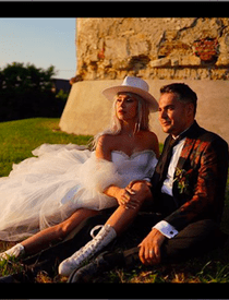 Alina Ceușan s-a căsătorit pe 7 iulie, la Castelul Bánffy. 