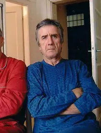 Ce-se-intampla-cu-artistul-Cornel-Constantiniu-dupa-a-opta-operatie.-Sotia-acestuia-in-lacrimi-E-sufletul-meu-6-703×1024-1