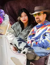 EXCLUSIVE: Nicolas Cage And New Girlfriend Riko Shibata Spotted Holding Hands After A Horse  Carriage Ride In Central Park In New York City