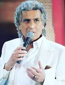 hepta_3986074-682×1024-1