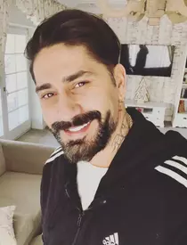 79498318_3193807643968957_2479262123494998016_o-819×1024-1