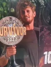 alex-delea-revine-la-survivor-1